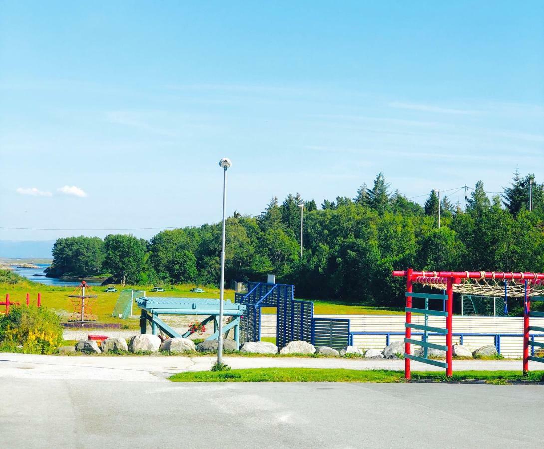 Smola Eco Camp Norway 호스텔 외부 사진
